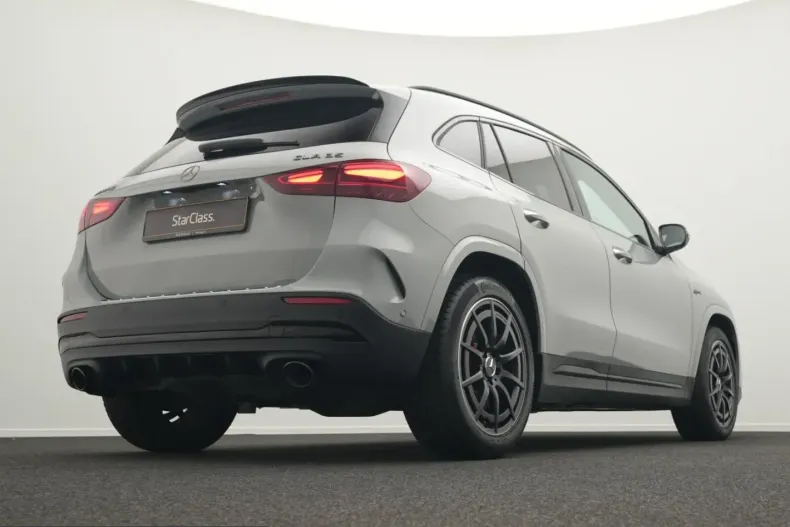 Mercedes-Benz GLA 35 AMG (Clasa GLA) din 2025 cu 3.516 km - oferta MER248596 - foto 11