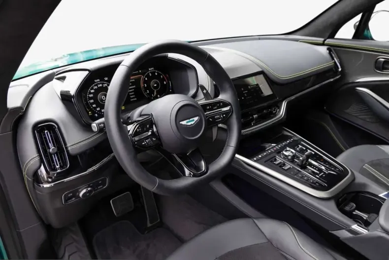 Aston Martin DBX din 2025 cu 10.890 km - oferta AST248602 - foto 3
