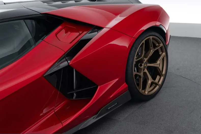 Lamborghini Revuelto din 2025 cu 2.000 km - oferta LAM248604 - foto 18