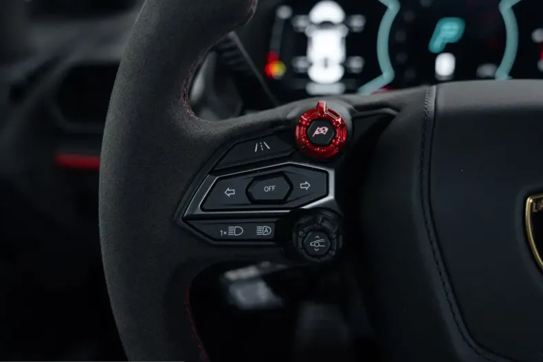 Lamborghini Revuelto din 2025 cu 2.000 km - oferta LAM248604 - foto 37