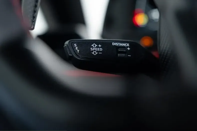 Lamborghini Revuelto din 2025 cu 2.000 km - oferta LAM248604 - foto 41