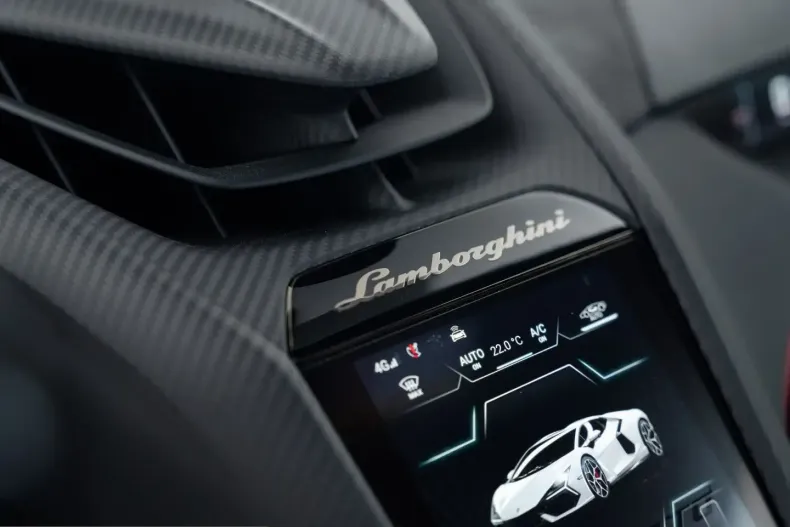 Lamborghini Revuelto din 2025 cu 2.000 km - oferta LAM248604 - foto 44