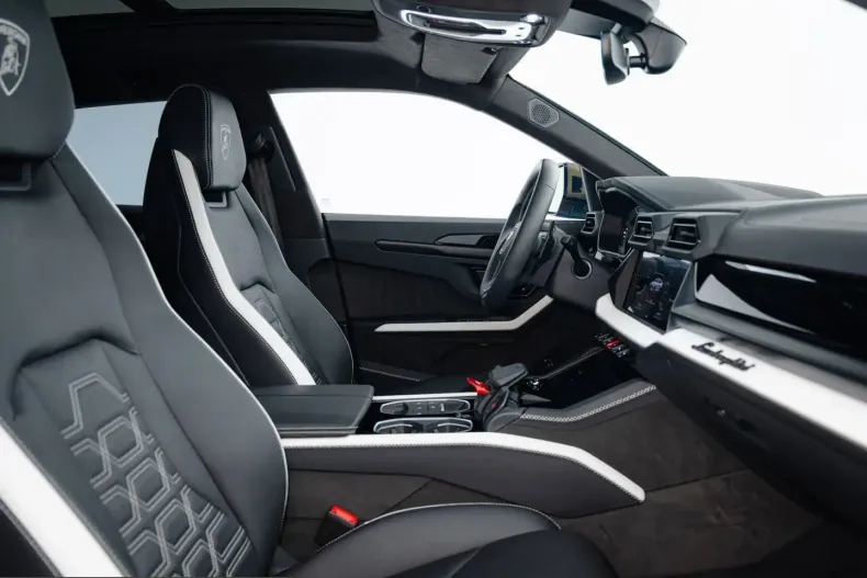 Lamborghini Urus din 2025 cu 27.250 km - oferta LAM248605 - foto 27