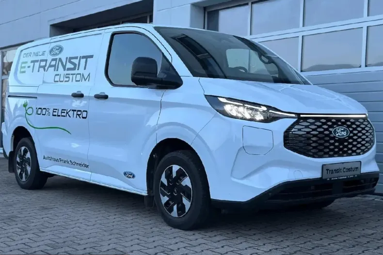 Ford Transit din 2025 cu 5.100 km - oferta FOR248608 - foto 1