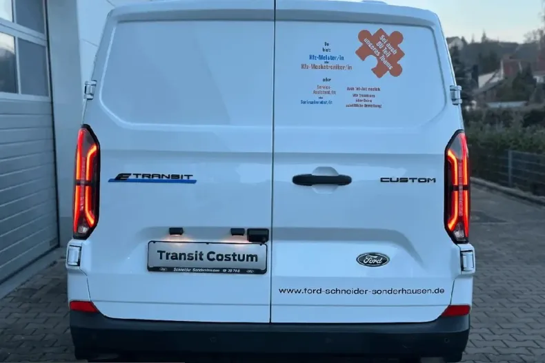 Ford Transit din 2025 cu 5.100 km - oferta FOR248608 - foto 11