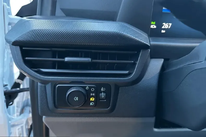 Ford Transit din 2025 cu 5.100 km - oferta FOR248608 - foto 29