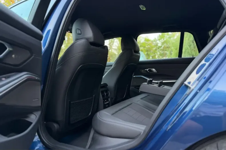 BMW 320 (Seria 3) din 2023 cu 71.895 km - oferta BMW248611 - foto 14