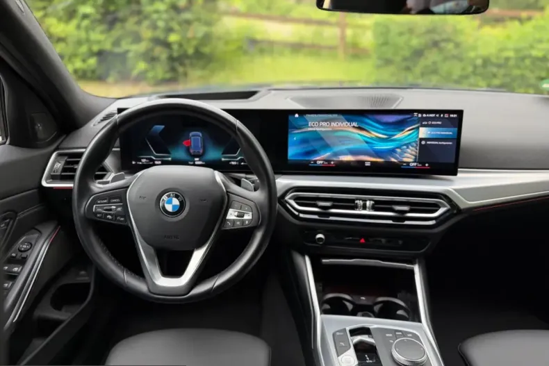 BMW 320 (Seria 3) din 2023 cu 71.895 km - oferta BMW248611 - foto 30
