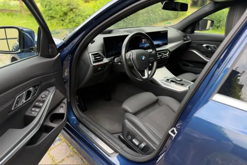 BMW 320 (Seria 3) din 2023 cu 71.895 km - oferta BMW248611 - foto 33