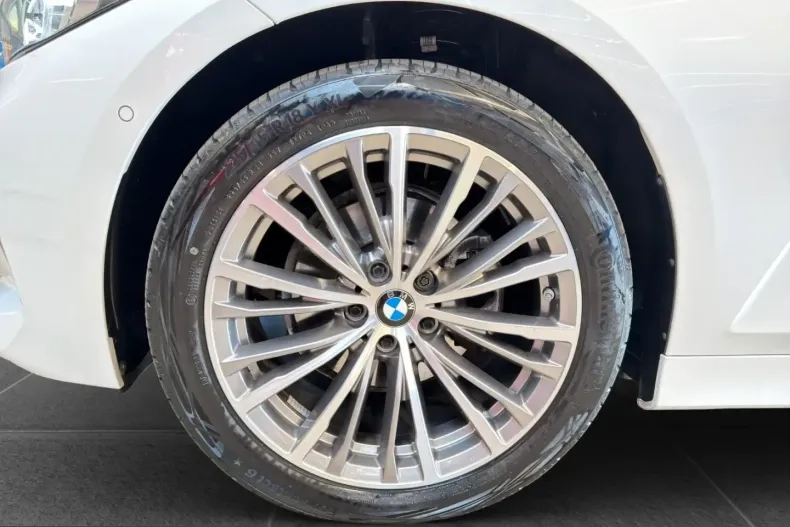 BMW 320 (Seria 3) din 2023 cu 84.700 km - oferta BMW248612 - foto 32