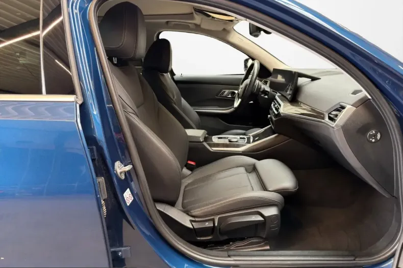 BMW 320 (Seria 3) din 2023 cu 92.800 km - oferta BMW248614 - foto 8