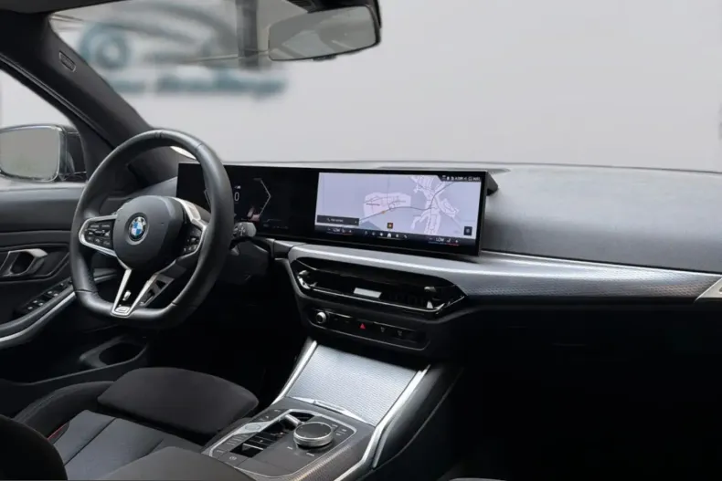 BMW 330 (Seria 3) din 2025 cu 10.600 km - oferta BMW248615 - foto 14