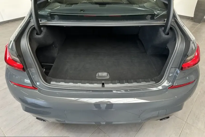 BMW 330 (Seria 3) din 2021 cu 84.750 km - oferta BMW248616 - foto 6