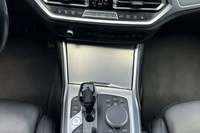 BMW 330 (Seria 3) din 2021 cu 84.750 km - oferta BMW248616 - foto 11