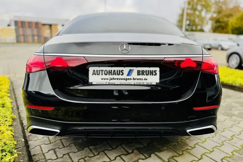 Mercedes-Benz E 200 (Clasa E) din 2024 cu 24.550 km - oferta MER248618 - foto 5