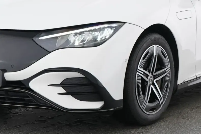 Mercedes-Benz EQE (Clasa E) din 2025 cu 32.300 km - oferta MER248619 - foto 3