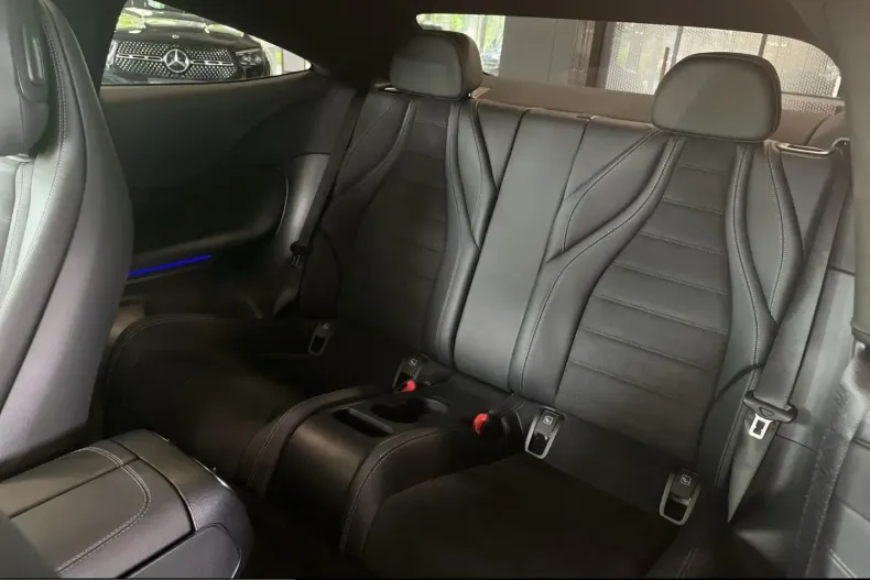 Mercedes-Benz CLE 200 (Clasa CLE) din 2025 cu 13.500 km - oferta MER248625 - foto 7