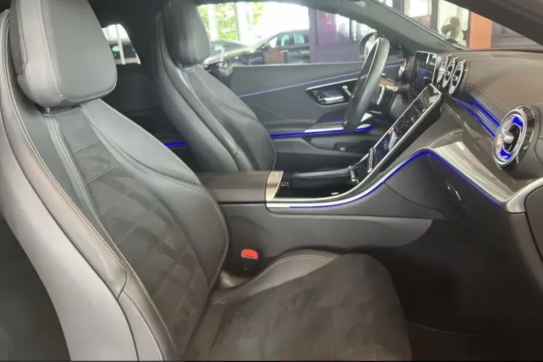 Mercedes-Benz CLE 200 (Clasa CLE) din 2025 cu 13.500 km - oferta MER248625 - foto 16
