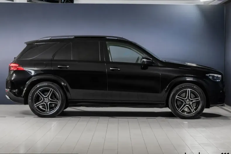 Mercedes-Benz GLE 350 (Clasa GLE) din 2025 cu 20.000 km - oferta MER248640 - foto 4