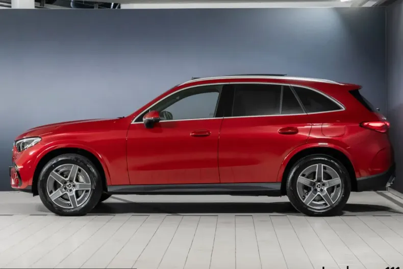 Mercedes-Benz GLC 400 (Clasa GLC) din 2024 cu 7.787 km - oferta MER248641 - foto 3