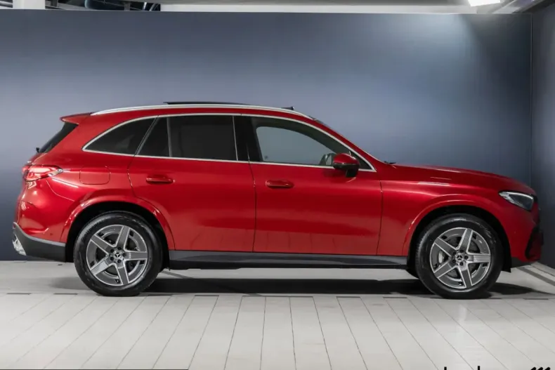 Mercedes-Benz GLC 400 (Clasa GLC) din 2024 cu 7.787 km - oferta MER248641 - foto 4