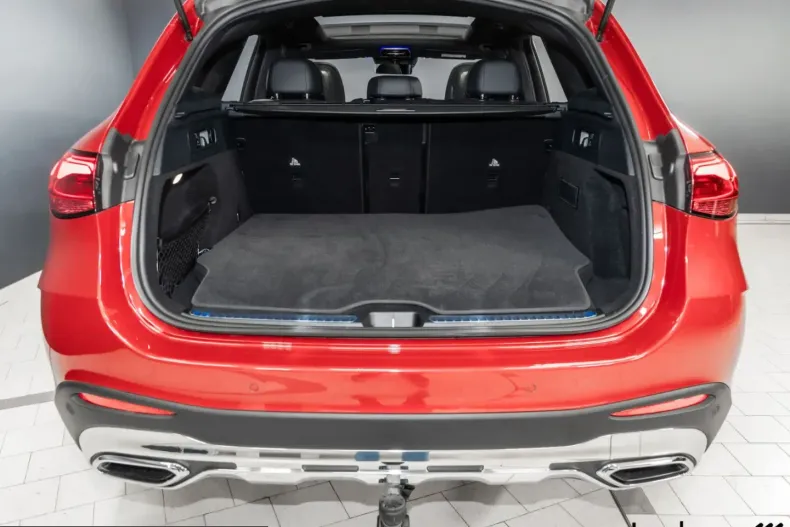 Mercedes-Benz GLC 400 (Clasa GLC) din 2024 cu 7.787 km - oferta MER248641 - foto 9