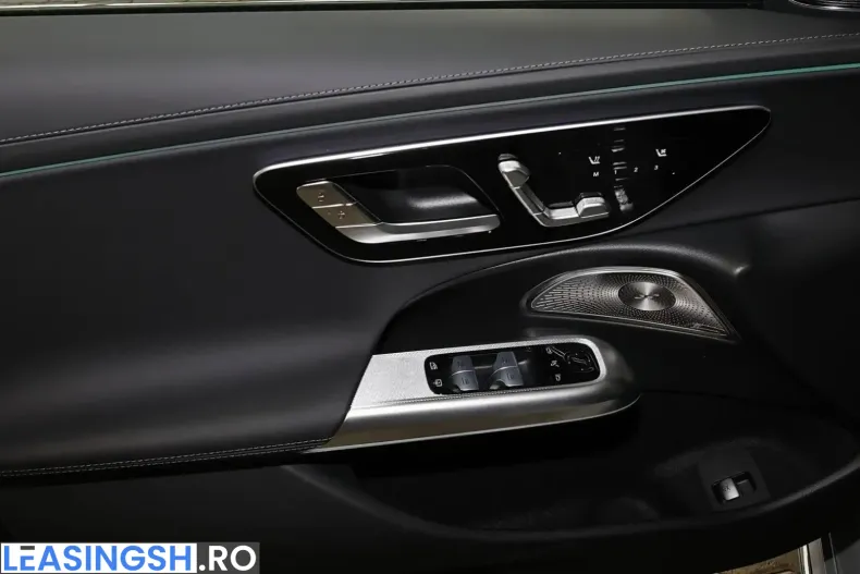 Mercedes-Benz E 450 (Clasa E) din 2025 cu 27.493 km - oferta MER248643 - foto 13
