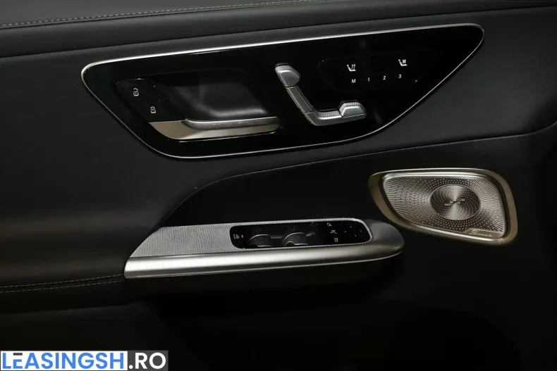 Mercedes-Benz GLC 300 (Clasa GLC) din 2025 cu 24.678 km - oferta MER248648 - foto 12