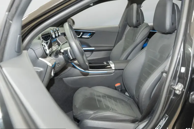 Mercedes-Benz C 220 (Clasa C) din 2025 cu 7.794 km - oferta MER248649 - foto 13
