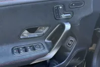 Mercedes-Benz CLA 250 (Clasa CLA) din 2024 cu 30.138 km - oferta MER248651 - foto 9