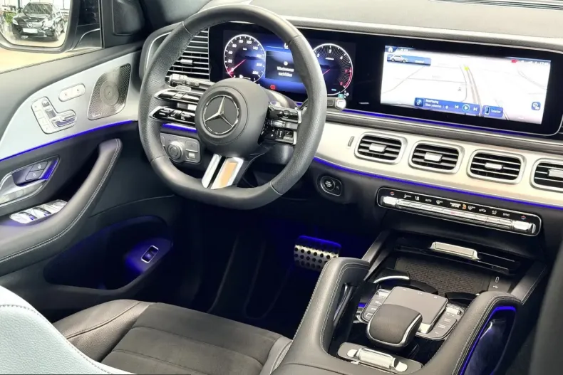 Mercedes-Benz GLE 300 (Clasa GLE) din 2025 cu 4.500 km - oferta MER248658 - foto 13