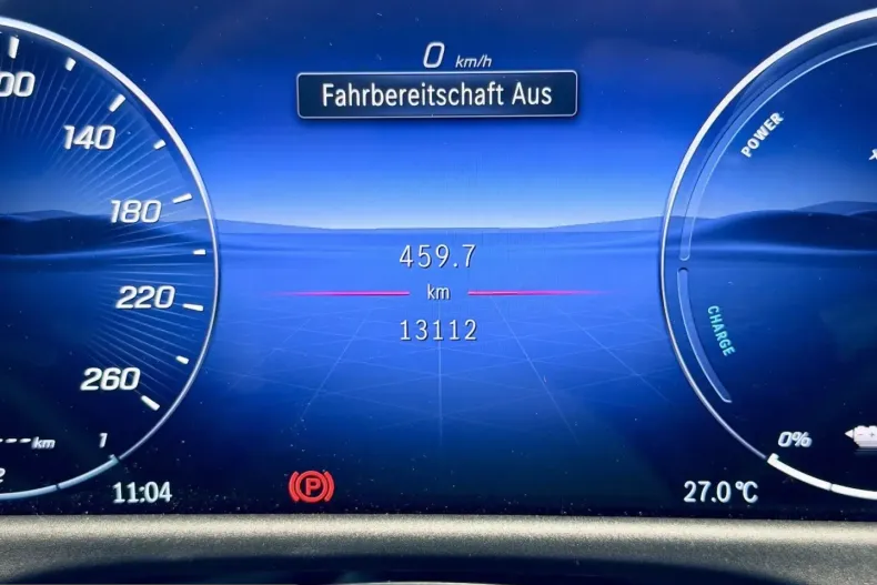 Mercedes-Benz E 300 (Clasa E) din 2025 cu 13.200 km - oferta MER248659 - foto 7