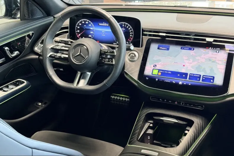 Mercedes-Benz E 300 (Clasa E) din 2025 cu 13.200 km - oferta MER248659 - foto 12