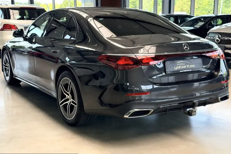 Mercedes-Benz E 220 (Clasa E) din 2025 cu 15.400 km - oferta MER248660 - foto 4