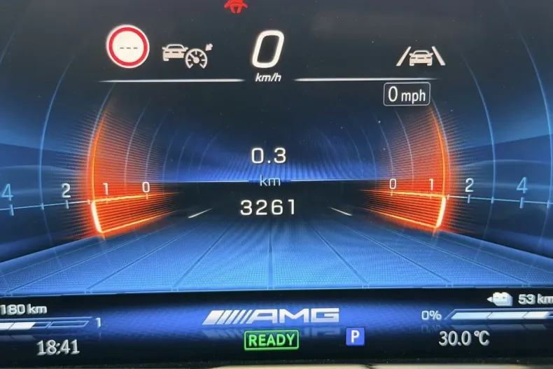 Mercedes-Benz E 53 AMG (Clasa E) din 2025 cu 3.500 km - oferta MER248661 - foto 7