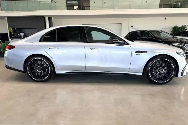 Mercedes-Benz E 53 AMG (Clasa E) din 2025 cu 3.500 km - oferta MER248661 - foto 24