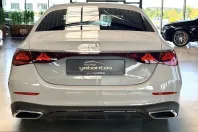 Mercedes-Benz E 220 (Clasa E) din 2025 cu 11.100 km - oferta MER248663 - foto 5