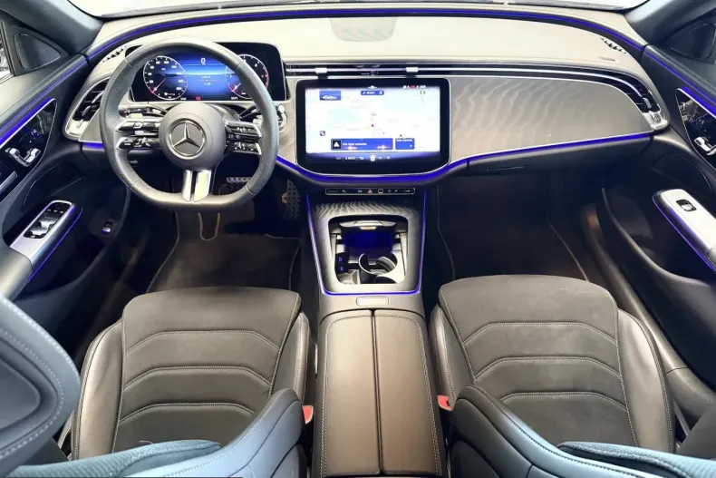 Mercedes-Benz E 220 (Clasa E) din 2025 cu 11.100 km - oferta MER248663 - foto 11