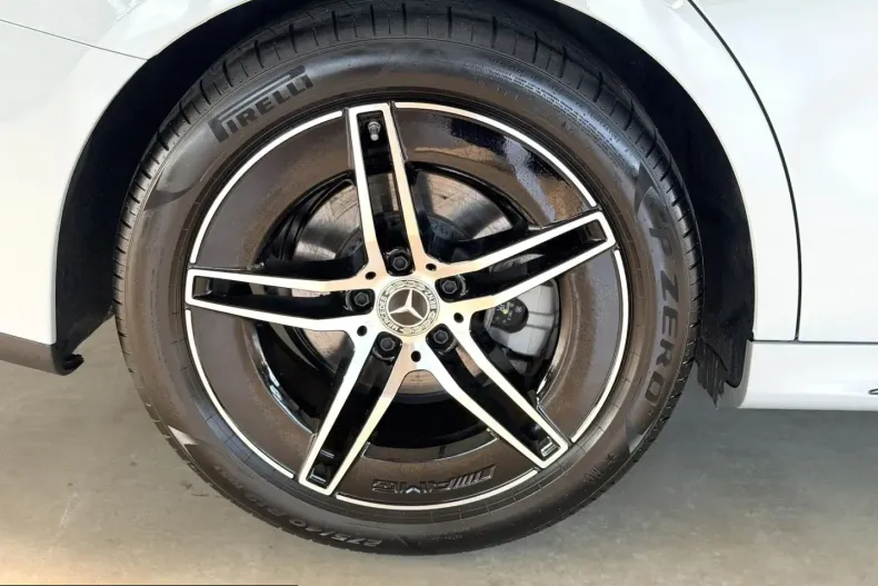 Mercedes-Benz E 220 (Clasa E) din 2025 cu 11.100 km - oferta MER248663 - foto 22