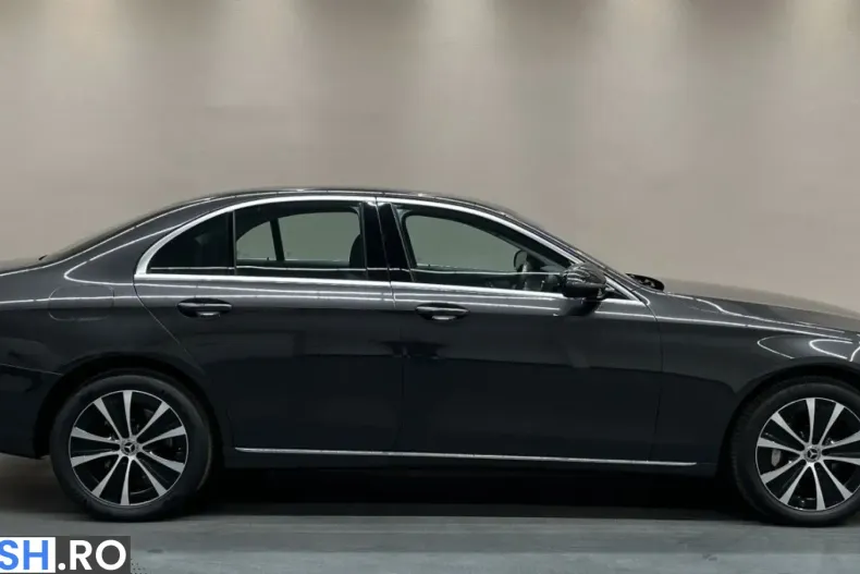 Mercedes-Benz E 300 (Clasa E) din 2022 cu 73.000 km - oferta MER248682 - foto 5