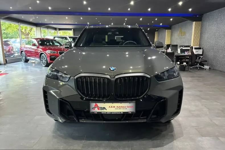 BMW X5 (Seria X) din 2025 cu 20.000 km - oferta BMW248685 - foto 2
