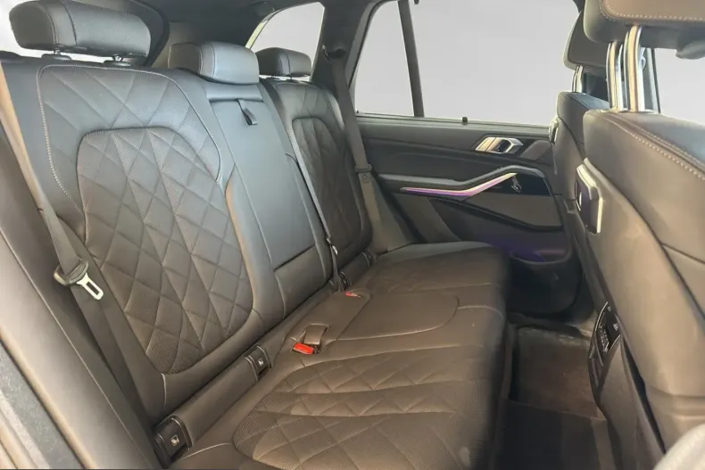 BMW X5 (Seria X) din 2025 cu 26.326 km - oferta BMW248686 - foto 13