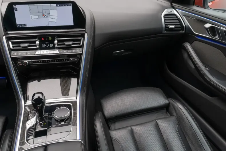 BMW M850 (Seria 8) din 2022 cu 59.761 km - oferta BMW248687 - foto 32