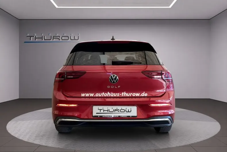 Volkswagen Golf din 2024 cu 32.500 km - oferta VOL248693 - foto 3