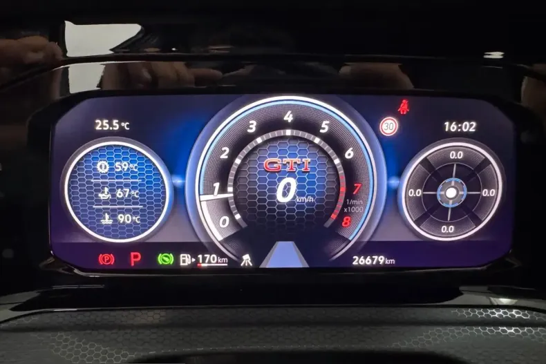 Volkswagen Golf din 2024 cu 26.679 km - oferta VOL248694 - foto 28