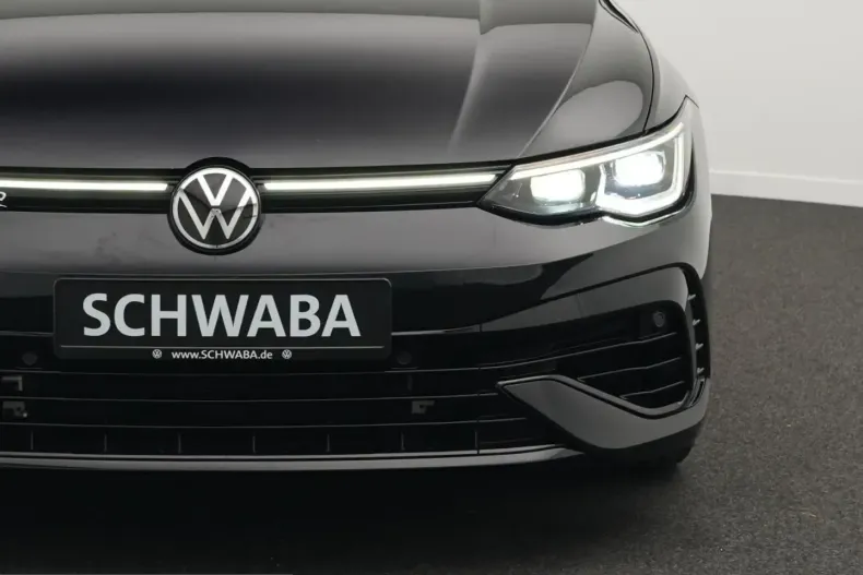 Volkswagen Golf din 2023 cu 23.400 km - oferta VOL248695 - foto 33