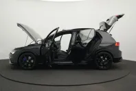 Volkswagen Golf din 2023 cu 23.400 km - oferta VOL248695 - foto 38