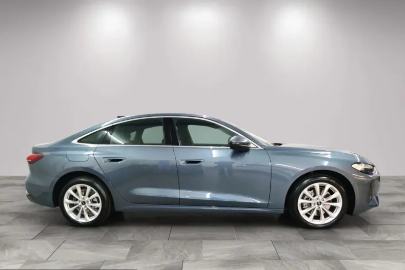 Audi A5 din 2025 cu 18.110 km - oferta AUD248699 - foto 4