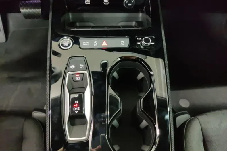Audi A5 din 2025 cu 18.110 km - oferta AUD248699 - foto 10