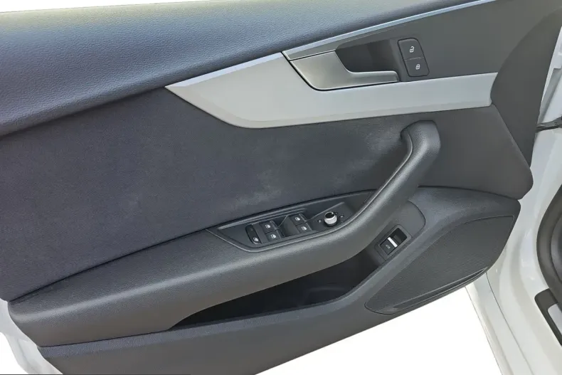 Audi A5 din 2023 cu 19.838 km - oferta AUD248700 - foto 14